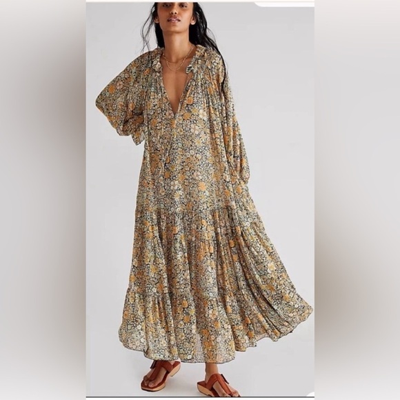 Free People Dresses & Skirts - Free People Feeling Groovy Floral Boho  Ruffle Oversize Tiered Maxi dress